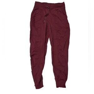 Lululemon Dance Studio Mid-Rise Jogger
Full Length- Size 6. Color Garnet